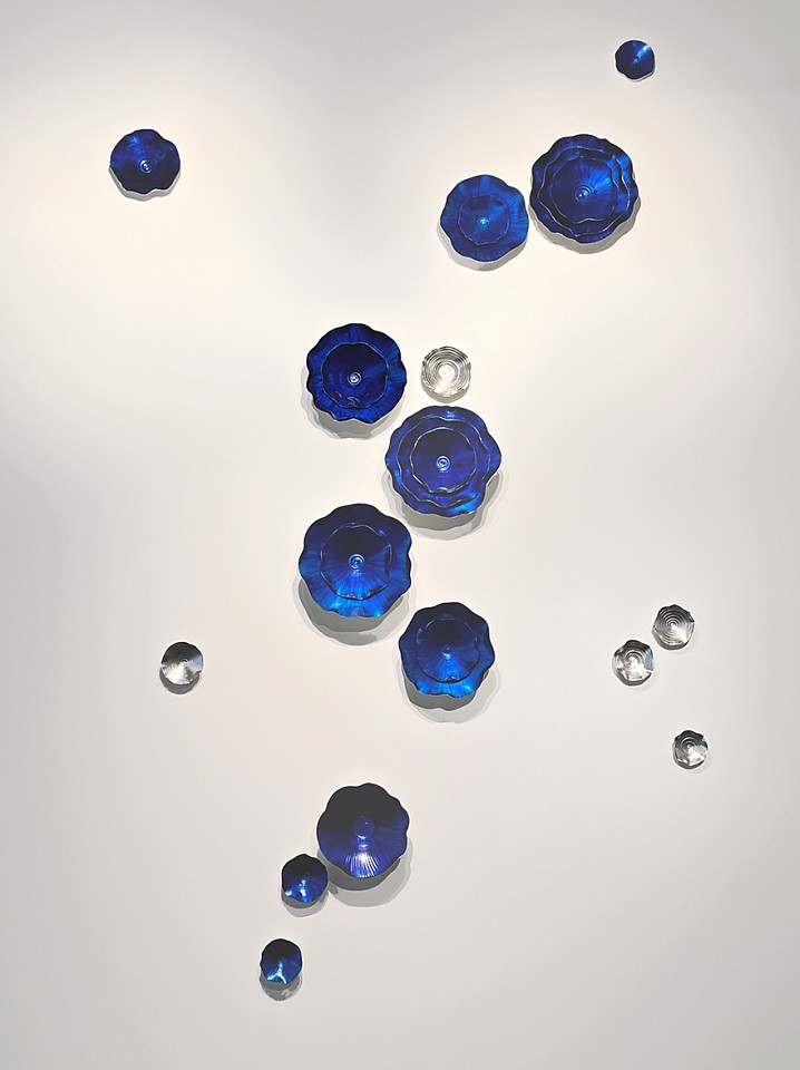 Lucrecia Waggoner, Electric Sky
Porcelain, oil paint & platinum leaf, dimensions variable (98x60" as shown)